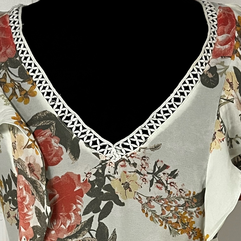 American Rag Floral Ruffle Blouse - Picture 4 of 6